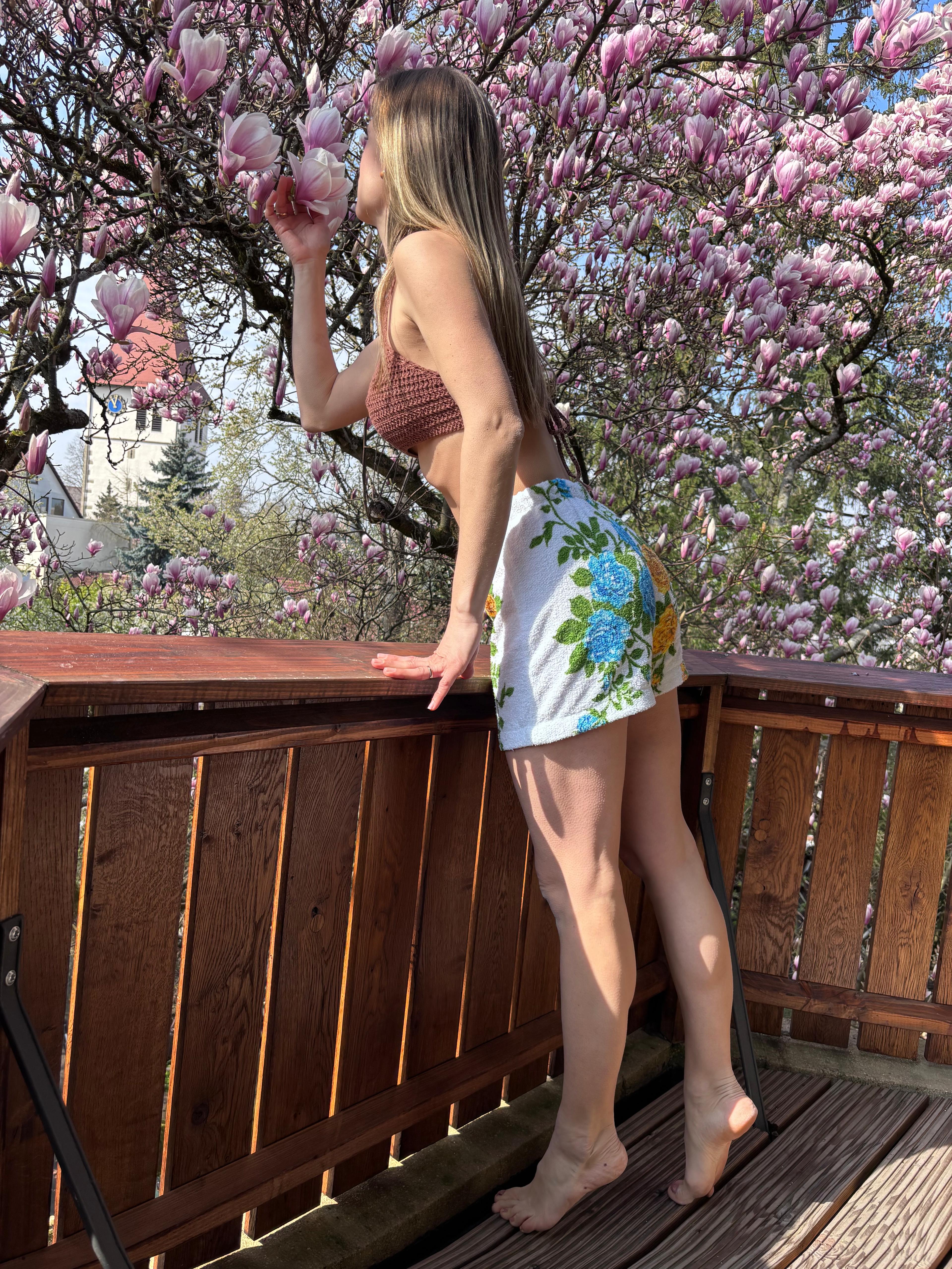 Towel Shorts "Blue Garden 70" S
