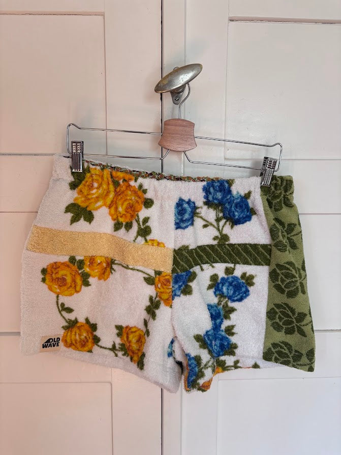 Towel Shorts "Sunlit Garden 83" - L