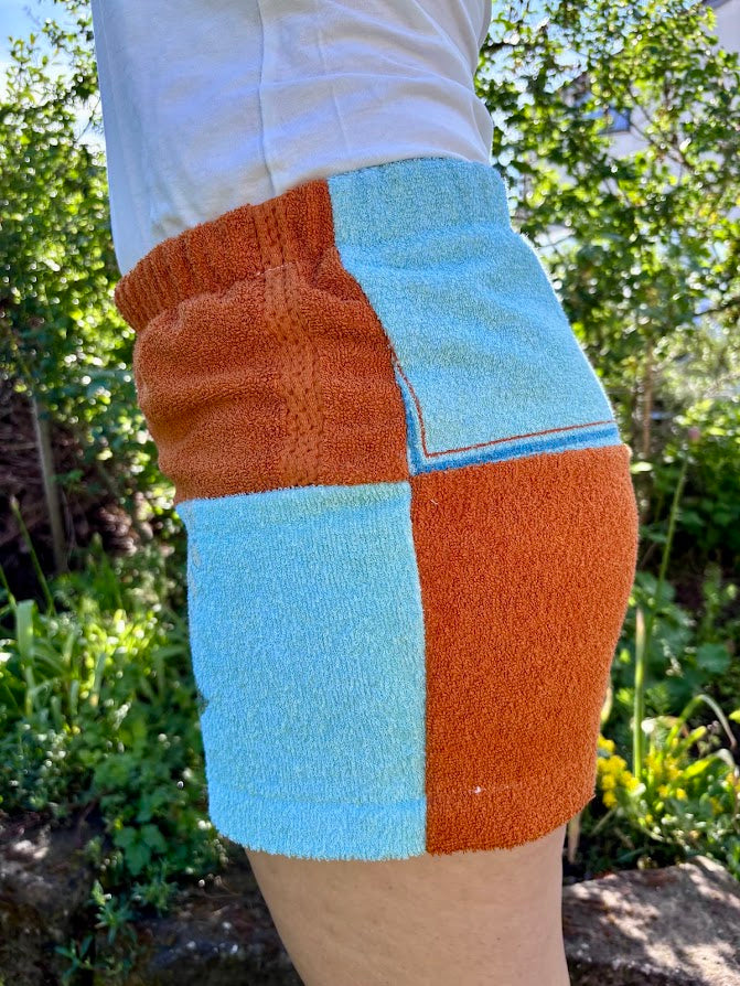 Towel Shorts "Sunset Blossum 68" - L