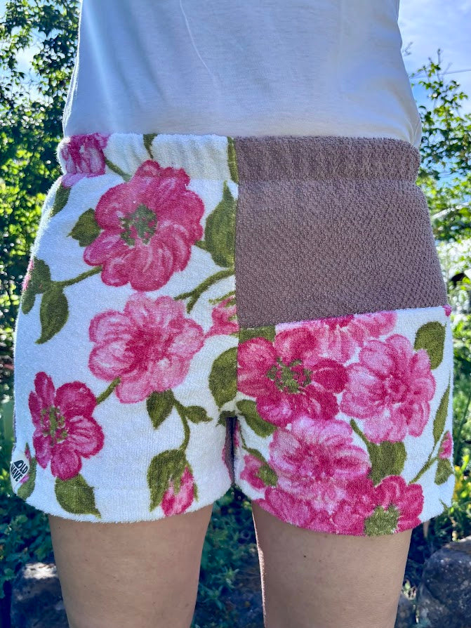 Towel Shorts "Rose Fade 77" - L