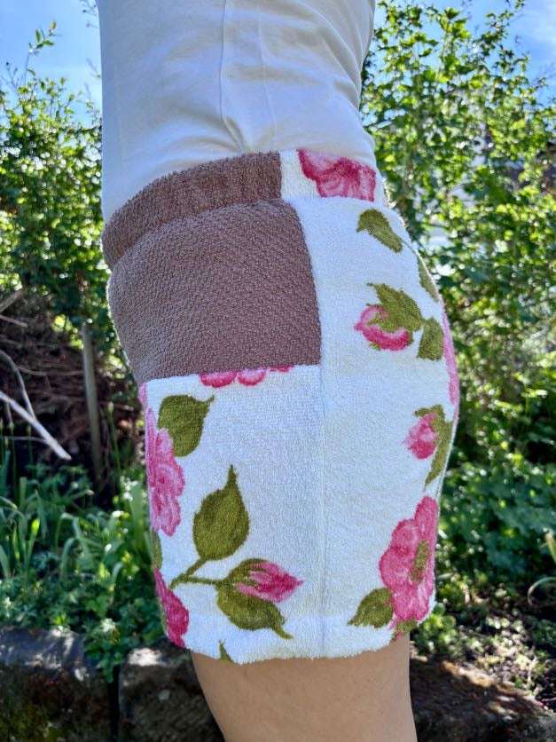 Towel Shorts "Rose Fade 77" - L