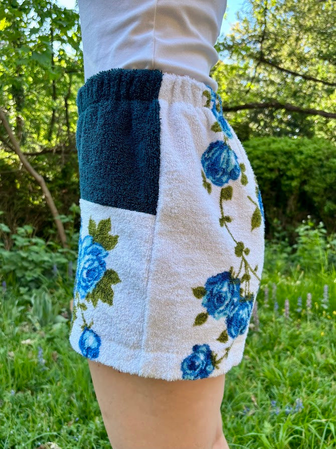 Towel Shorts "Blue Blossom 79" - M