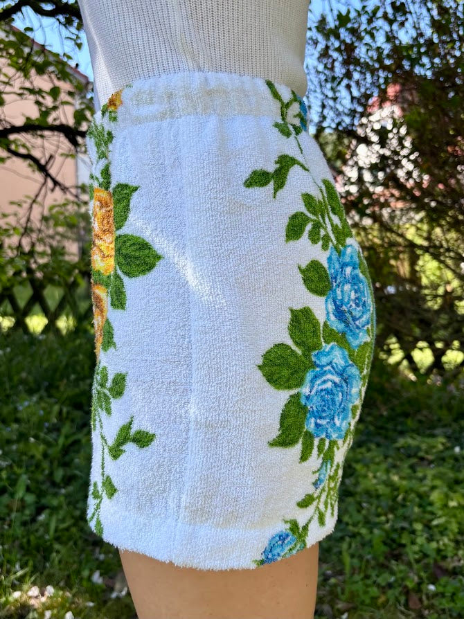 Towel Shorts "Blue Garden 70" S