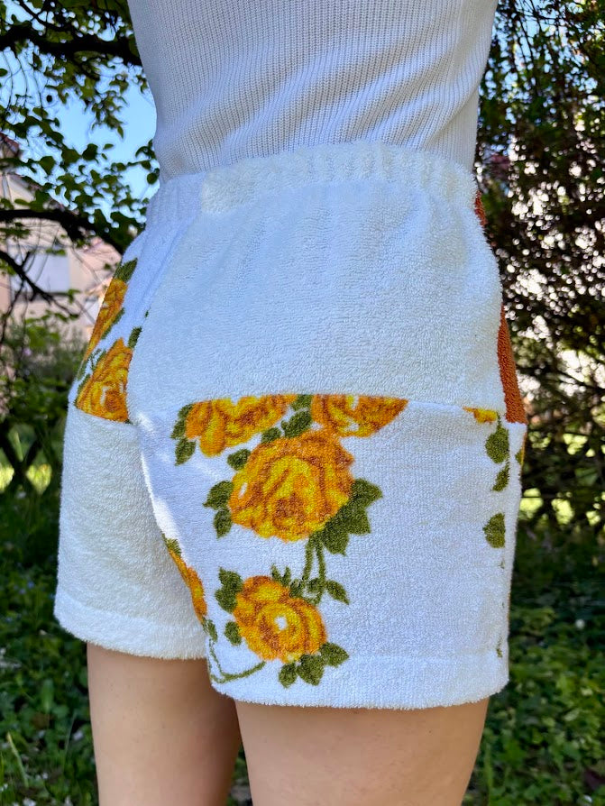 Towel Shorts "Amber Roses 66" - S