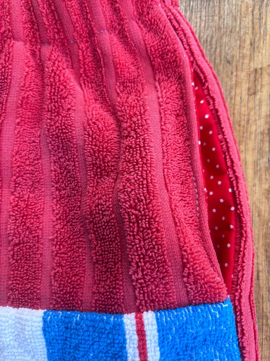 Towel Shorts "Mosaic retro floral ´76" - L - mit Taschen